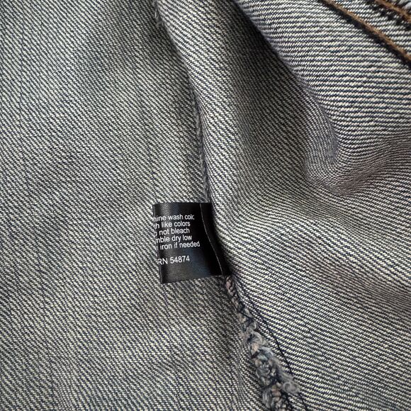 The Limited Denim Jean Jacket Blue Cotton Long Sleeve Women’s Size Medium - Picture 5 of 14